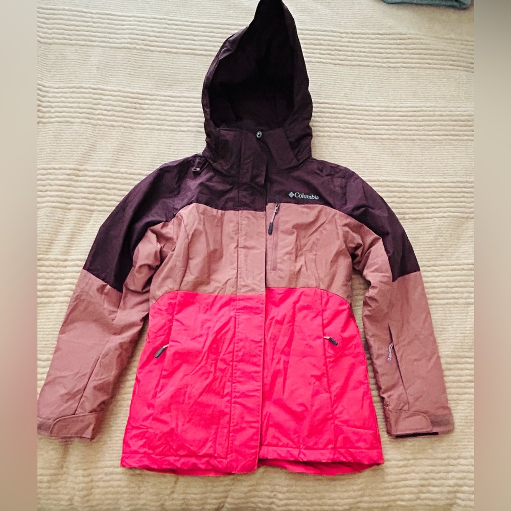 Columbia Women’s Snowy Summit Insulated Jacket - Size XS